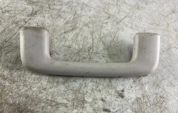 Mitsubishi Grandis Front interior roof grab handle