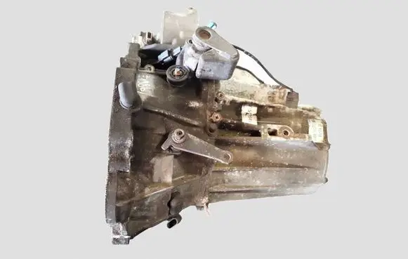 Hyundai Tucson JM Manual 5 speed gearbox C15TE Y050704981 4WD
