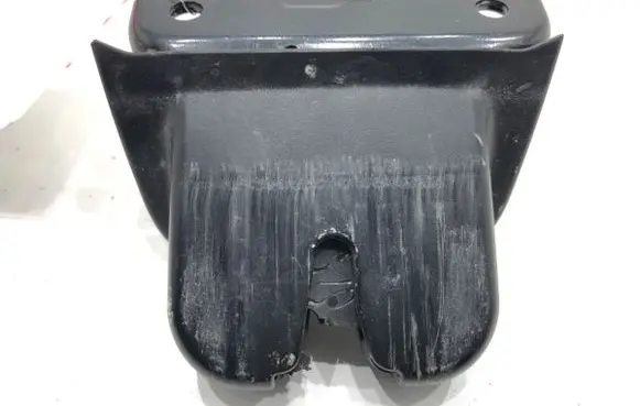 Audi A4 S4 B6 8E 8H Tailgate exterior lock 8E9827520