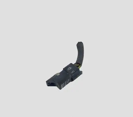 Volvo C30 Glow plug pre-heat relay 30785663