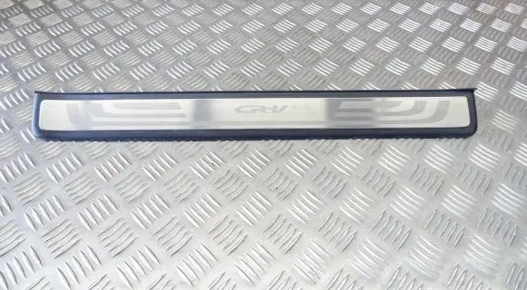 Honda CR-V Side skirt front trim 84252SWAA012M1