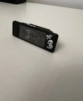 Peugeot 607 Number plate light