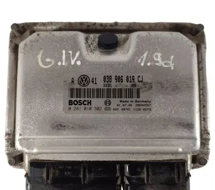 Volkswagen Golf IV Engine control unit/module 038906019GJ 0281010302