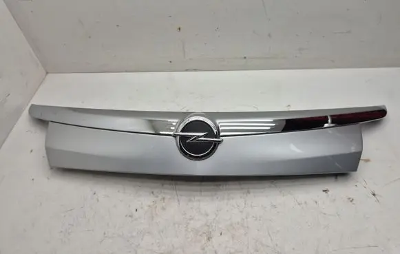 Opel Insignia A Trunk door license plate light bar 13272845