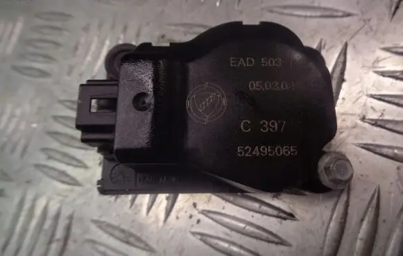 Alfa Romeo GT Central body control module 52495065