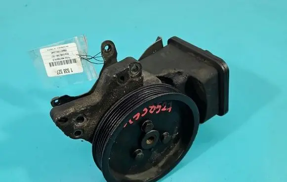 BMW 3 E46 Power steering pump 6756575 IMPRK1538527