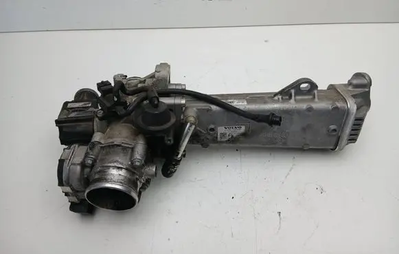 Volvo V60 EGR valve cooler 31325030 31216665