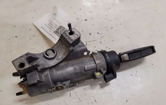 Audi A4 S4 B6 8E 8H Ignition lock 4B0905851