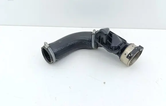 Volvo XC60 Intercooler hose/pipe 31422061 31422095