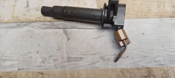 Pontiac Vibe High voltage ignition coil 9008019015