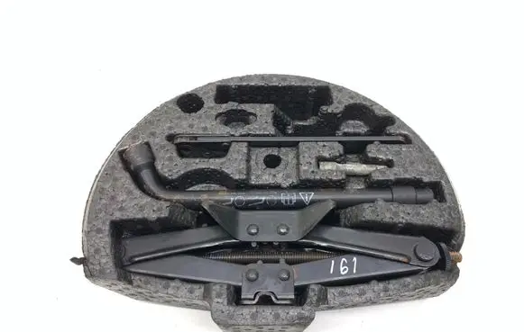 Jaguar XK8 - XKR Tool set MJA6360AA