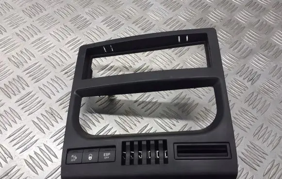 Peugeot 1007 Radio/GPS head unit trim 9647541477