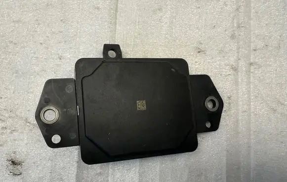 Toyota Yaris Cross Distronic sensor radar 882100D010
