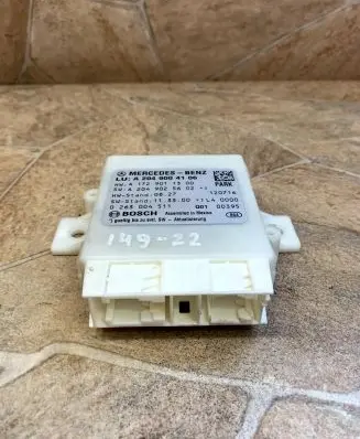 Mercedes-Benz C W204 Parking PDC control unit/module A2049004106