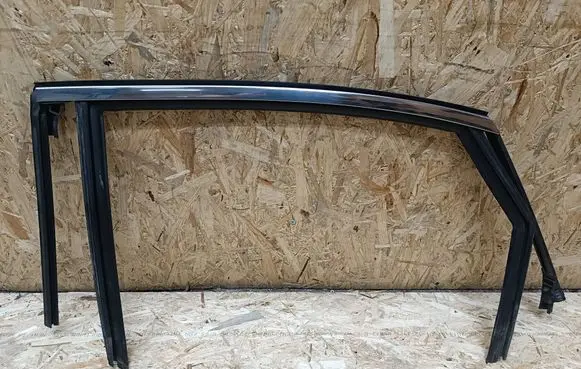 Citroen DS7 Crossback Rear door glass trim molding 9815692480