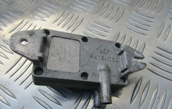 Ford Mondeo MK II Air pressure sensor 93BB9J460AB 93BB-9J460-AB