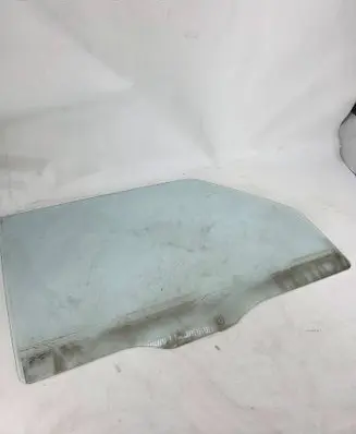 Mitsubishi Pajero Front door window glass four-door