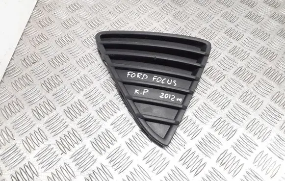 Ford Focus Front bumper lower grill BM5117K947A