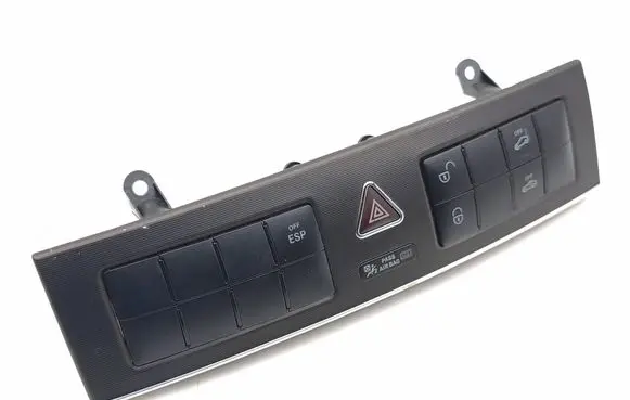 Mercedes-Benz C W203 A set of switches 2038703310 33635702 41172896001