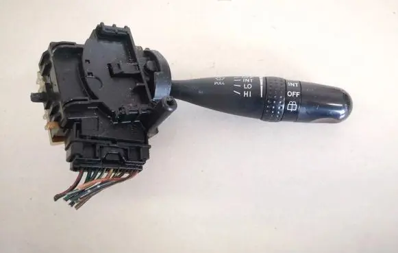 Toyota Corolla E120 E130 Wiper control stalk 173738 173647 173738173647