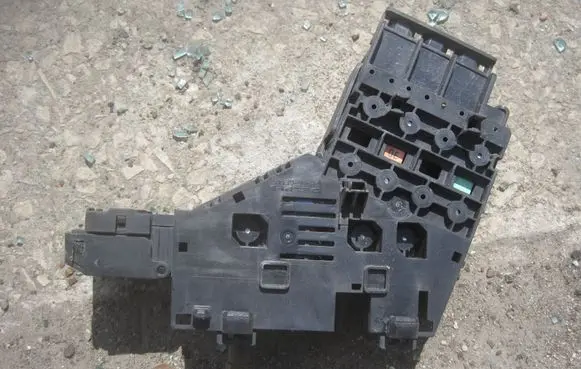 Mercedes-Benz ML W166 Fuse module A1665402450
