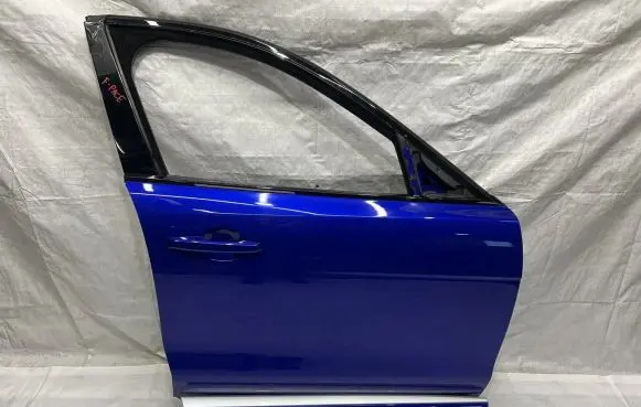 Jaguar F-Pace Front door