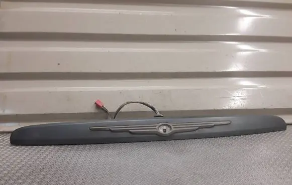 Chrysler Pacifica Trunk door license plate light bar 
