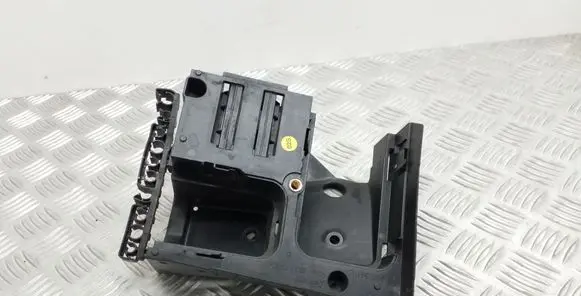 Audi A3 S3 A3 Sportback 8P Fuse box cover 1K0937540A 1K0907361C