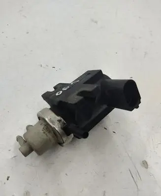 Audi A6 S6 C6 4F Turbo solenoid valve 8E0906627C