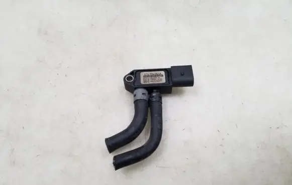 Volkswagen Tiguan Exhaust pressure sensor 076906051A
