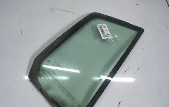 Chrysler Sebring (ST-22 - JR) Rear vent window glass AS2