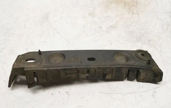 Audi A6 S6 C5 4B Front bumper mounting bracket 4B3807284 475502