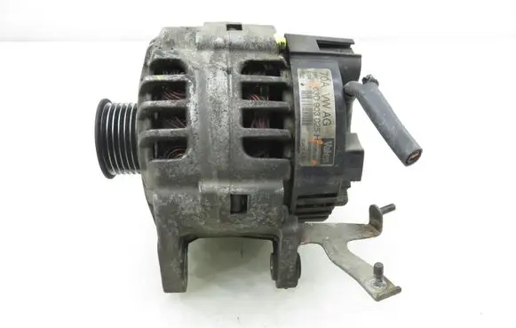 Volkswagen Polo IV 9N3 Generator/alternator SG8B026 03D903025H