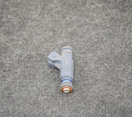 Audi A4 S4 B7 8E 8H Fuel injector 0280156065 06B133551M