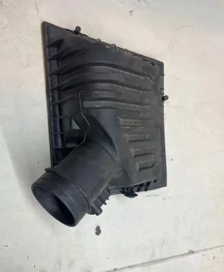 BMW X1 F48 F49 Air filter box cover 8655835 10543510
