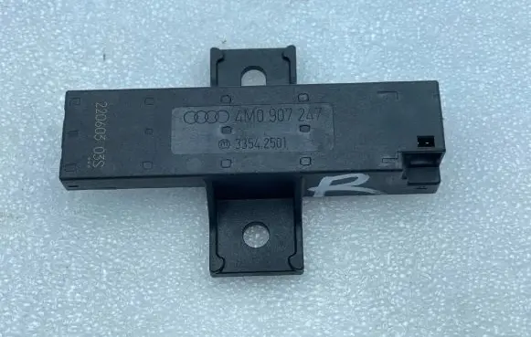 Porsche Cayenne (9Y0 9Y3) Keyless (KESSY) go control unit/module 4M0907247