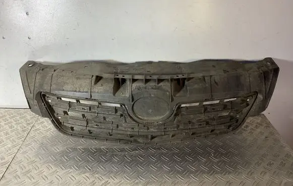 Toyota Corolla E140 E150 Front bumper upper radiator grill 5311412100