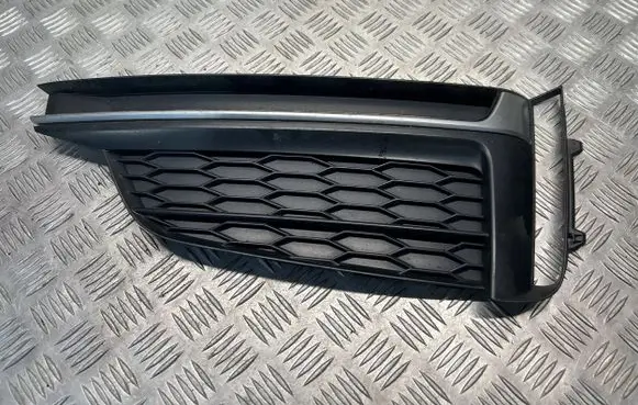 Audi A5 Front bumper lower grill 8W6807682F