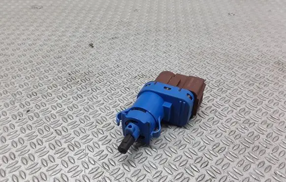 Brake pedal sensor switch