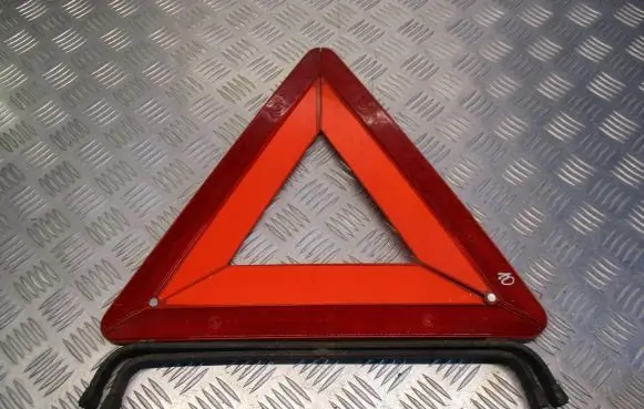Seat Leon (1P) Emergency warning sign 