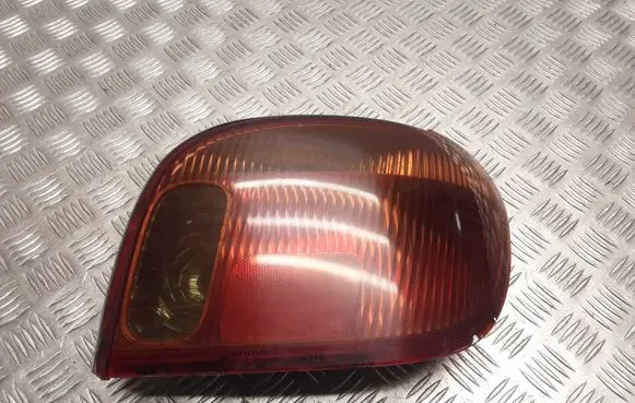 Toyota Yaris Rear/tail lights