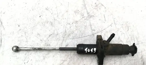 Alfa Romeo GT Clutch master cylinder 55189164