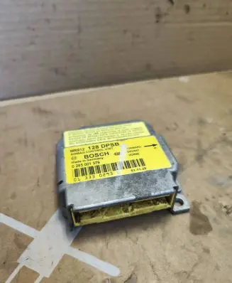 Mitsubishi Space Star Airbag control unit/module MR912128 0285001379 013330293