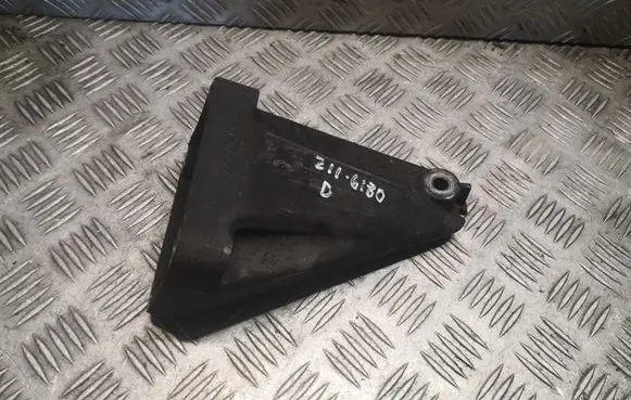 Mercedes-Benz E W211 Engine mounting bracket 6112230804 A6112230804