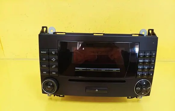 Mercedes-Benz A W169 Radio/CD/DVD/GPS head unit A1698700689