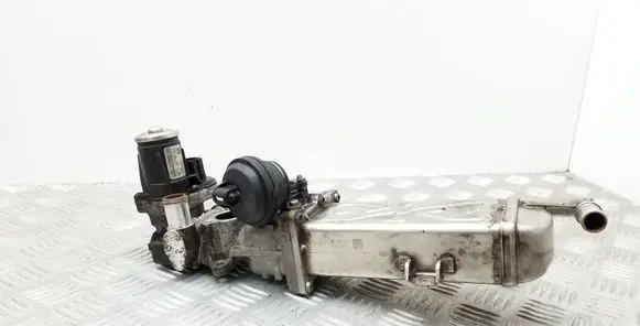 Volkswagen Jetta VI EGR valve cooler 03L131512BJ 0280751016 03L131512B