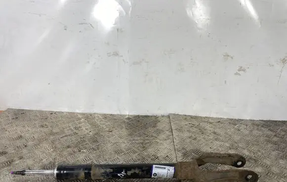 Jeep Grand Cherokee Front shock absorber with coil spring 68080208AB