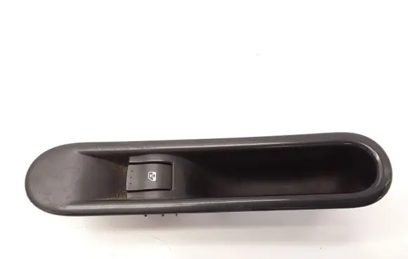 Renault Espace - Grand espace IV Electric window control switch 8200327947 31144M
