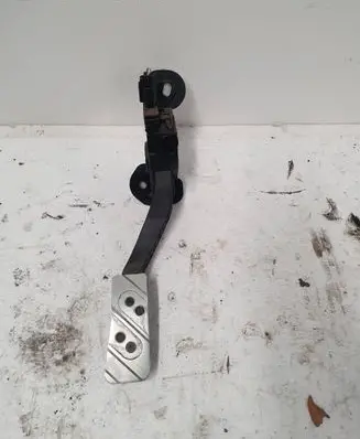 Mazda 6 Accelerator throttle pedal GS1E41600