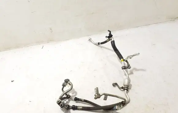 Fiat 500L Air conditioning (A/C) pipe/hose 51917379